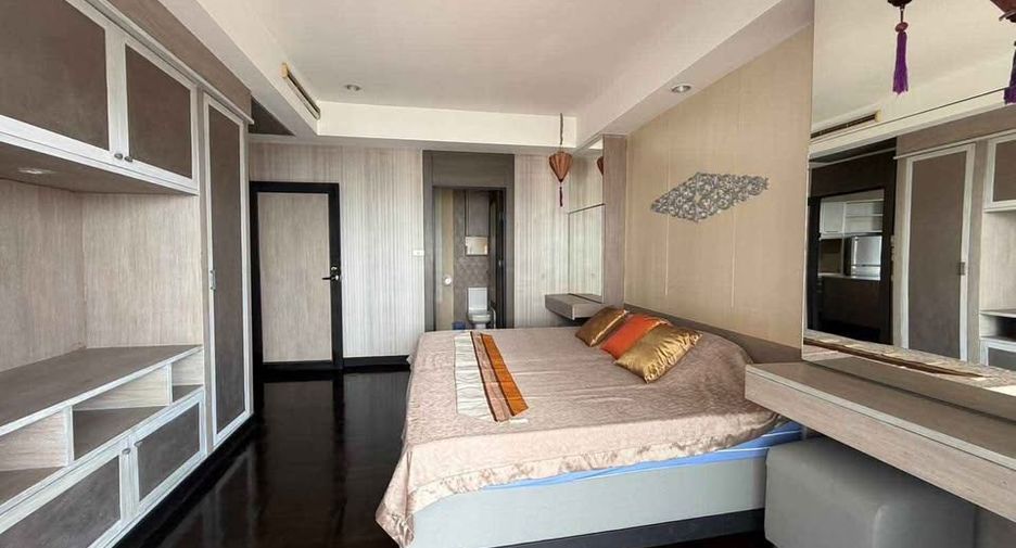 For rent and for sale 3 bedrooms condo in North Pattaya, Pattaya