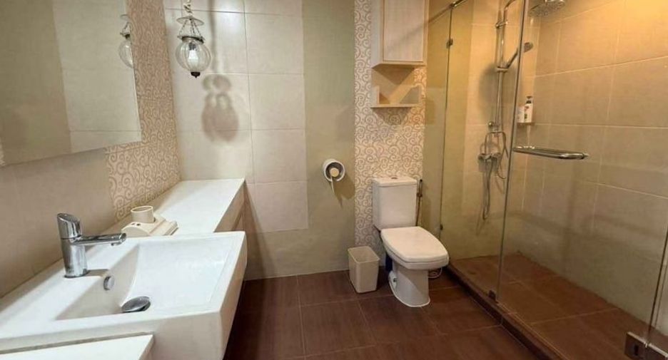 For rent and for sale 3 bedrooms condo in North Pattaya, Pattaya