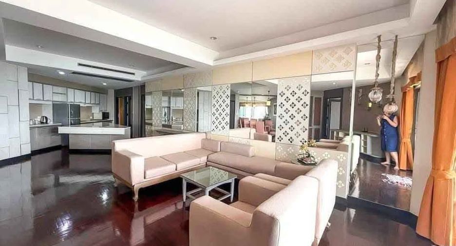For rent and for sale 3 bedrooms condo in North Pattaya, Pattaya