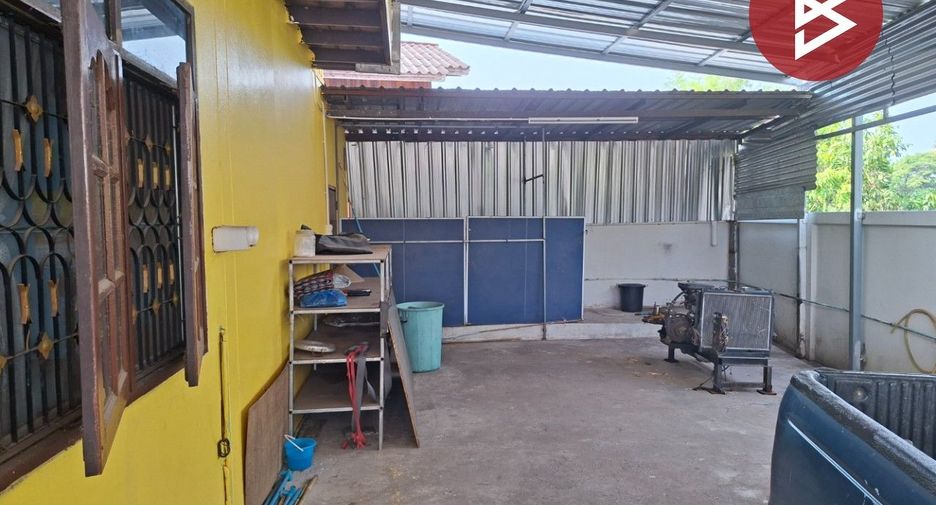 For sale 3 bedrooms house in Mueang Nakhon Ratchasima, Nakhon Ratchasima