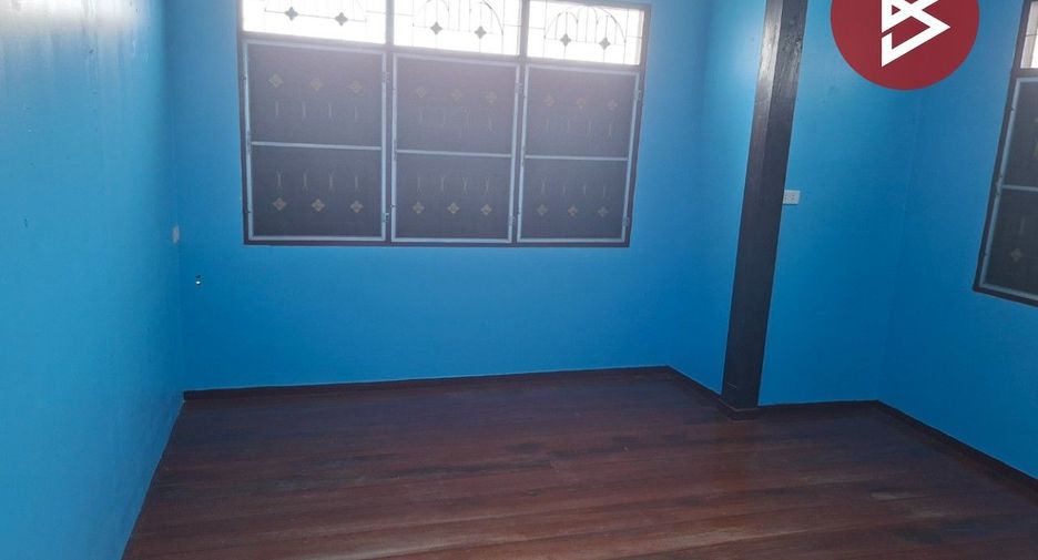 For sale 3 bedrooms house in Mueang Nakhon Ratchasima, Nakhon Ratchasima