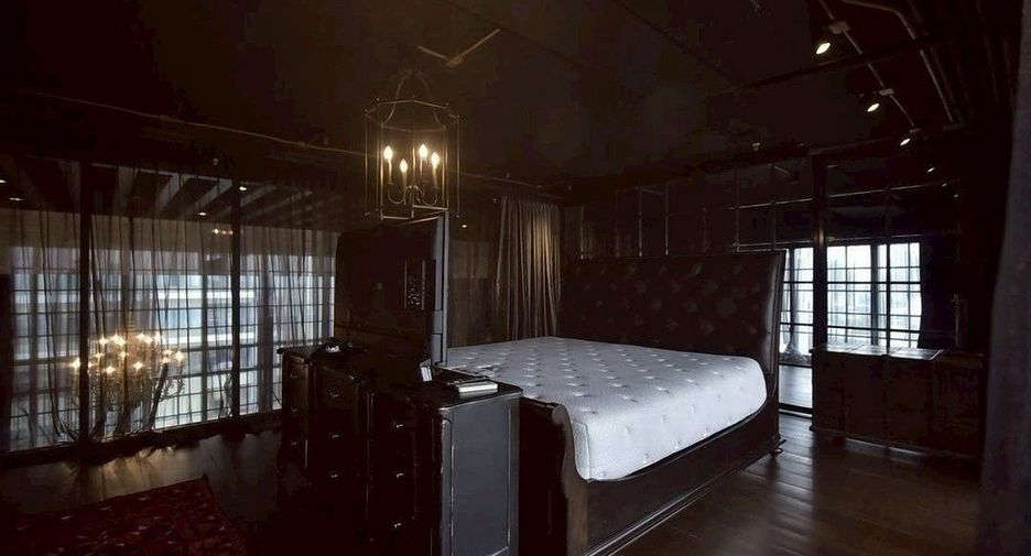 Wohnung zur Miete mit 2 Zimmer in Khlong Toei, Bangkok