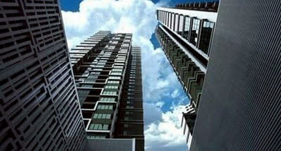For rent and for sale 1 bed condo in Khlong Toei, Bangkok