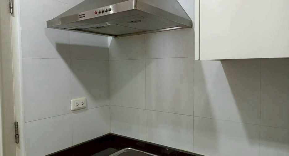 Condo en alquiler de 1 habitaciones en Khlong Toei, Bangkok