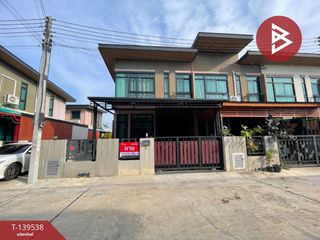 For sale 3 bedrooms townhouse in Phan Thong, Chonburi
