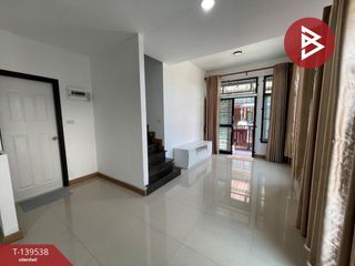 For sale 3 bedrooms townhouse in Phan Thong, Chonburi