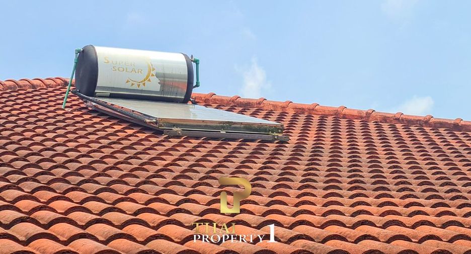 For sale 5 bedrooms villa in East Pattaya, Pattaya