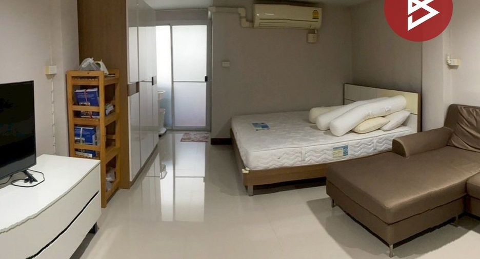 For sale 3 bedrooms retail Space in Bang Bon, Bangkok
