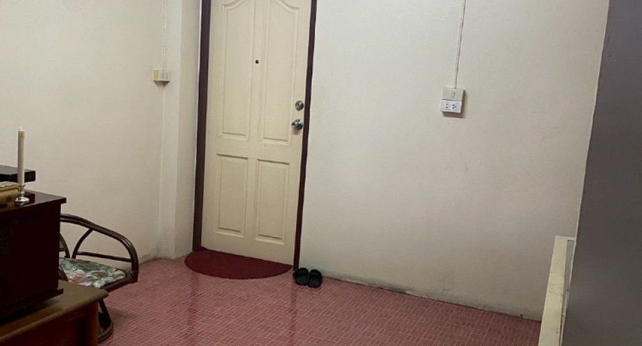For sale 3 bedrooms retail Space in Bang Bon, Bangkok