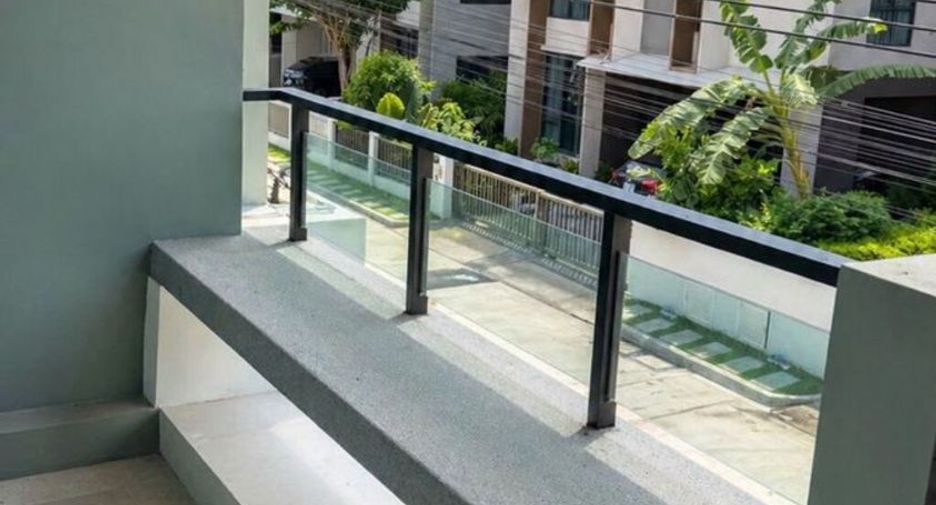 For rent 4 bedrooms house in Bang Sao Thong, Samut Prakan