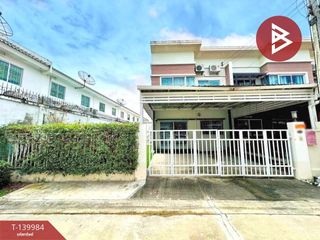 Casa adosada en venta de 3 habitaciones en Mueang Pathum Thani, Pathum Thani