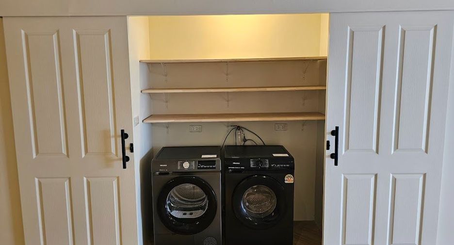 Wohnung zur Miete mit 3 Zimmer in Khlong Toei, Bangkok