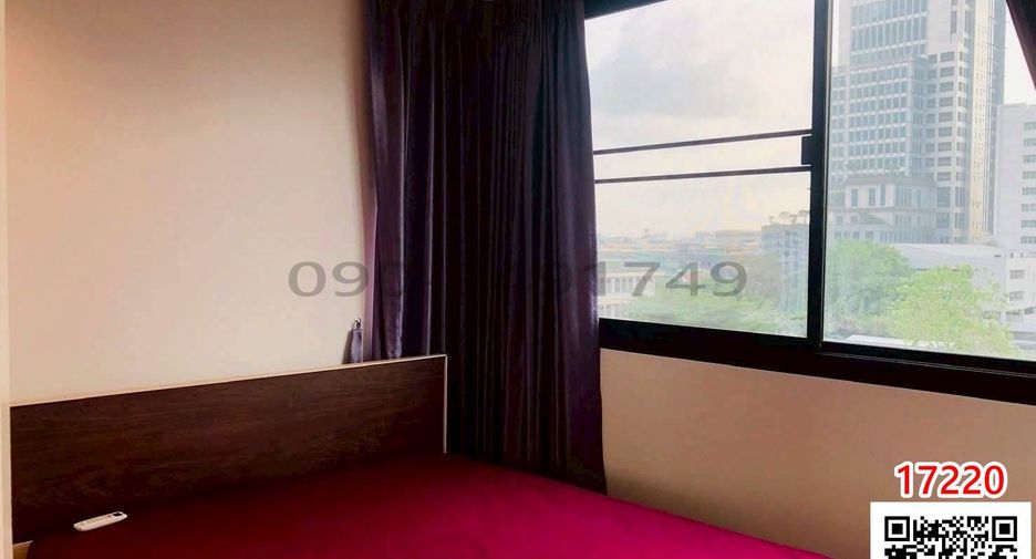 For rent 2 bedrooms condo in Phra Khanong, Bangkok