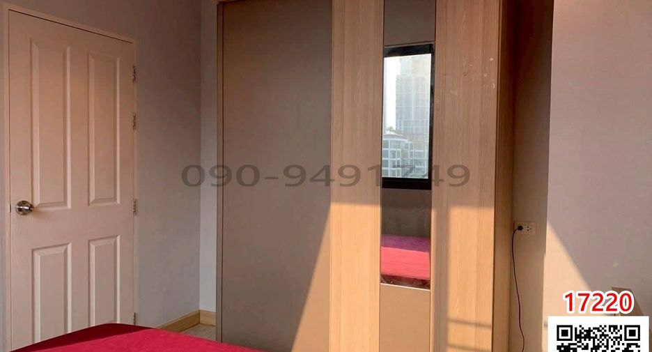 For rent 2 bedrooms condo in Phra Khanong, Bangkok