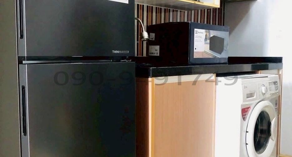 For rent 2 bedrooms condo in Phra Khanong, Bangkok