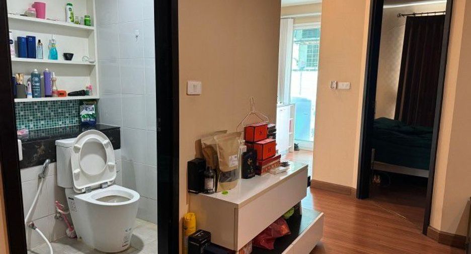 For sale 1 bed condo in Huai Khwang, Bangkok