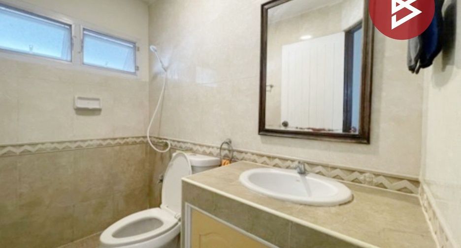 For sale 4 bedrooms house in Bueng Kum, Bangkok