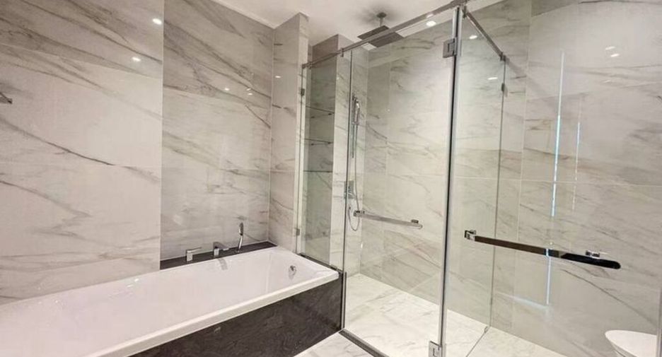 For rent 2 ベッドルーム condo in Sathon, Bangkok