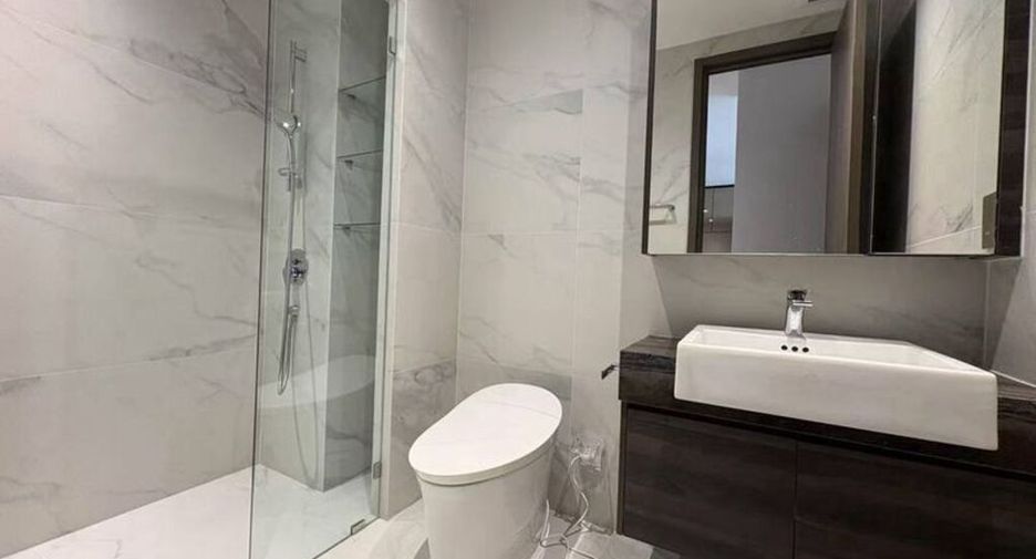 For rent 2 ベッドルーム condo in Sathon, Bangkok