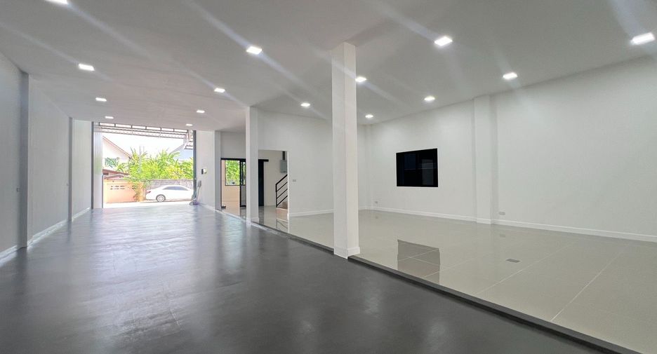 Lagerhaus zur Miete mit 3 Zimmer in Lam Luk Ka, Pathum Thani