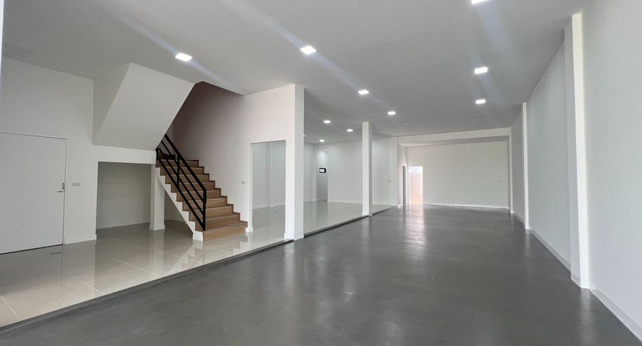 Lagerhaus zur Miete mit 3 Zimmer in Lam Luk Ka, Pathum Thani
