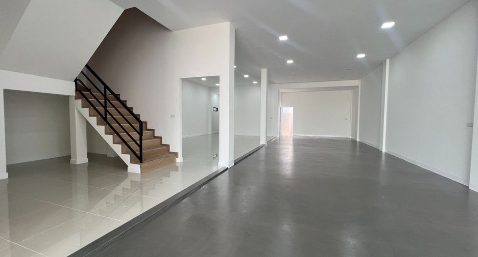 Lagerhaus zur Miete mit 3 Zimmer in Lam Luk Ka, Pathum Thani