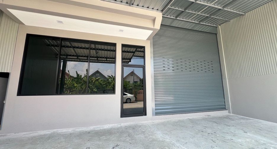 Lagerhaus zur Miete mit 3 Zimmer in Lam Luk Ka, Pathum Thani