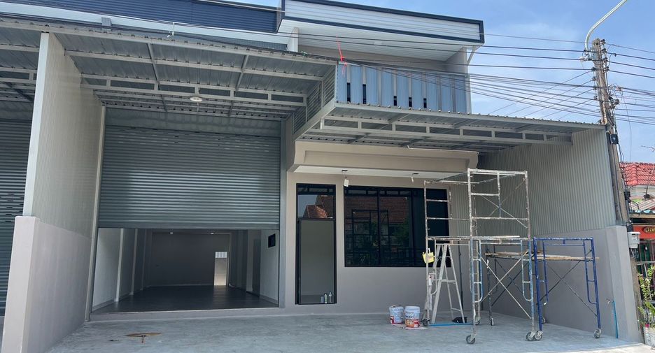 Lagerhaus zur Miete mit 3 Zimmer in Lam Luk Ka, Pathum Thani