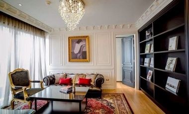 Condo en alquiler y en venta de 3 habitaciones en Khlong Toei, Bangkok