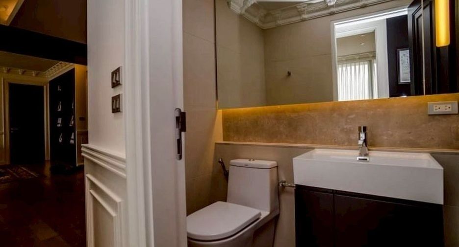 For rent and for sale 3 bedrooms condo in Khlong Toei, Bangkok
