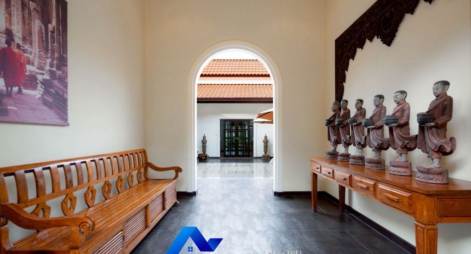 À vendre 3 chambres villa à Hua Hin, Prachuap Khiri Khan