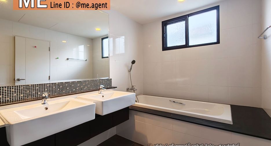 Casa en alquiler de 4 habitaciones en Prawet, Bangkok