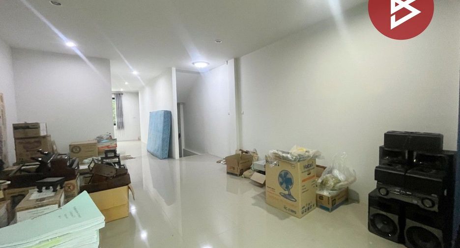 For sale 4 bedrooms retail Space in Bang Phli, Samut Prakan