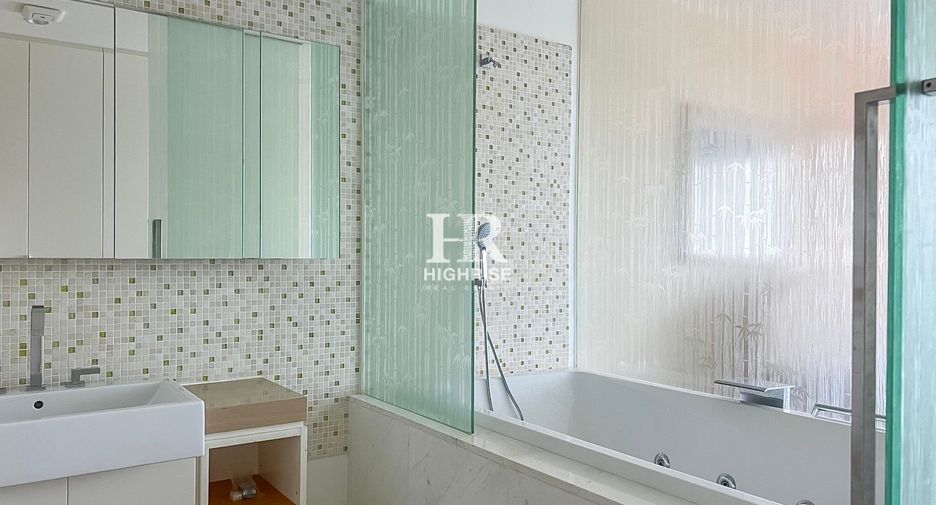 Wohnung zum Kauf mit 3 Zimmer in North Pattaya, Pattaya