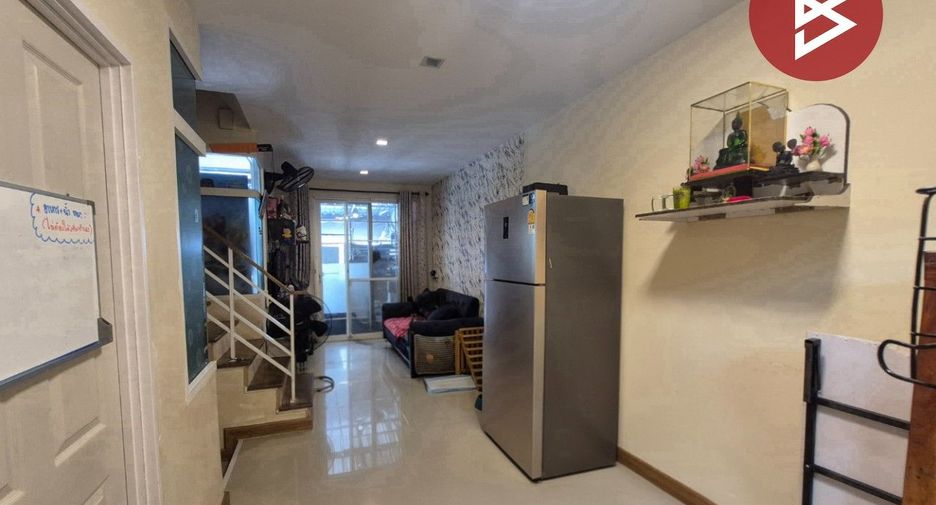 For sale 3 bedrooms townhouse in Thung Khru, Bangkok
