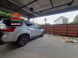 For sale 3 bedrooms house in Taling Chan, Bangkok