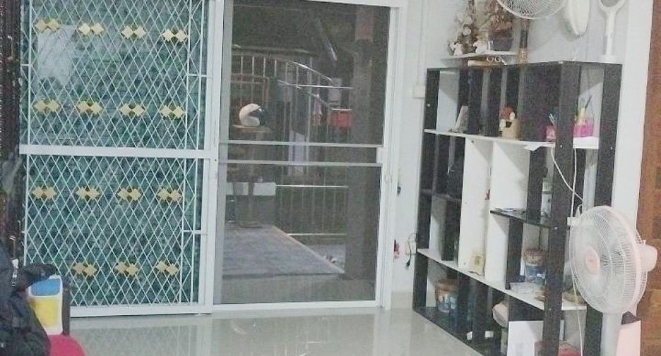 For sale 3 bedrooms townhouse in Bang Bua Thong, Nonthaburi