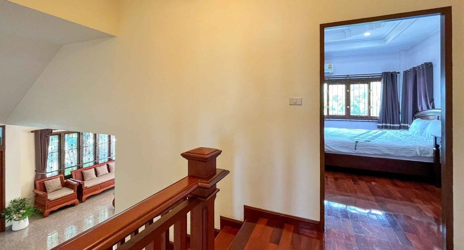 For rent 3 bedrooms house in Mueang Chiang Mai, Chiang Mai