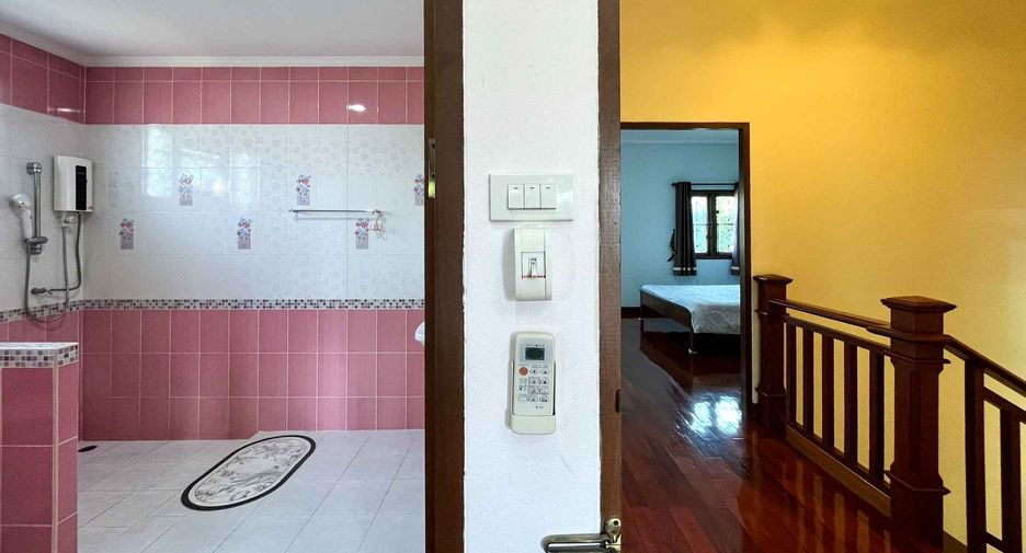 For rent 3 bedrooms house in Mueang Chiang Mai, Chiang Mai