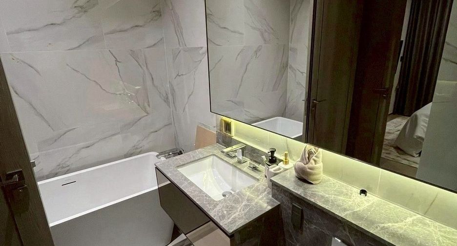 Wohnung zur Miete und zum Kauf mit 2 Zimmer in Sathon, Bangkok