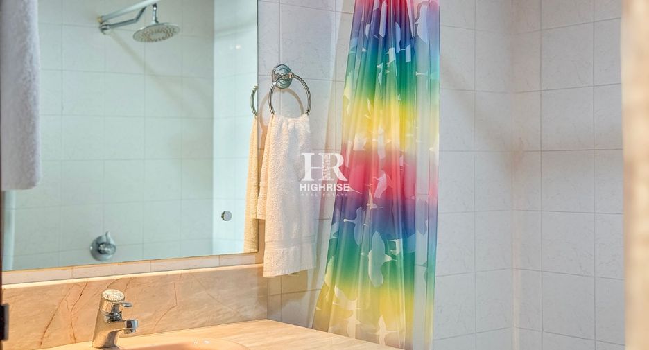 For sale 2 bedrooms condo in North Pattaya, Pattaya
