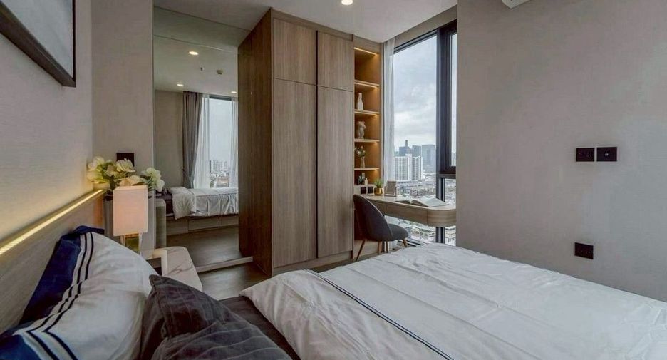 For rent 2 bedrooms condo in Pathum Wan, Bangkok