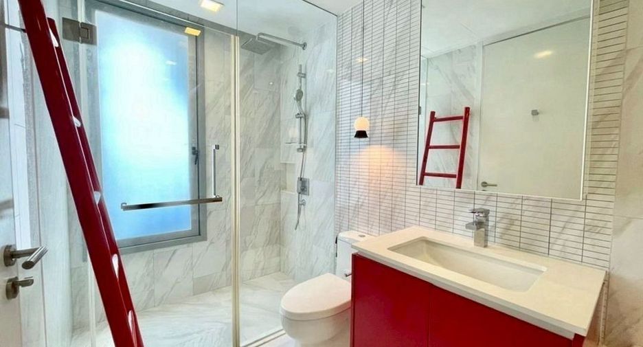 For sale 2 bedrooms condo in Watthana, Bangkok