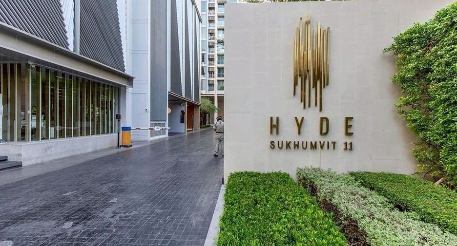 For sale 2 bedrooms condo in Watthana, Bangkok