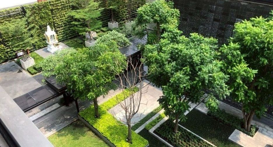 For sale 2 bedrooms condo in Watthana, Bangkok