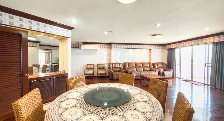For sale 3 bedrooms condo in North Pattaya, Pattaya