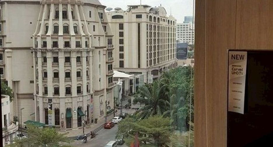For rent and for sale 1 bed condo in Khlong Toei, Bangkok