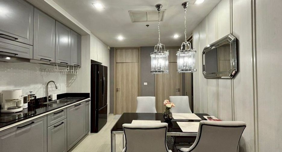 Condo en alquiler de 2 habitaciones en Pathum Wan, Bangkok