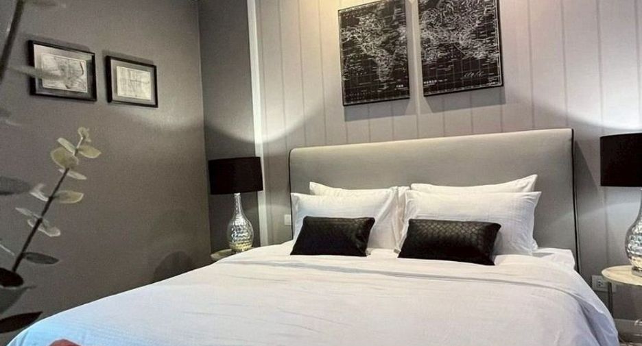 Condo en alquiler de 2 habitaciones en Pathum Wan, Bangkok
