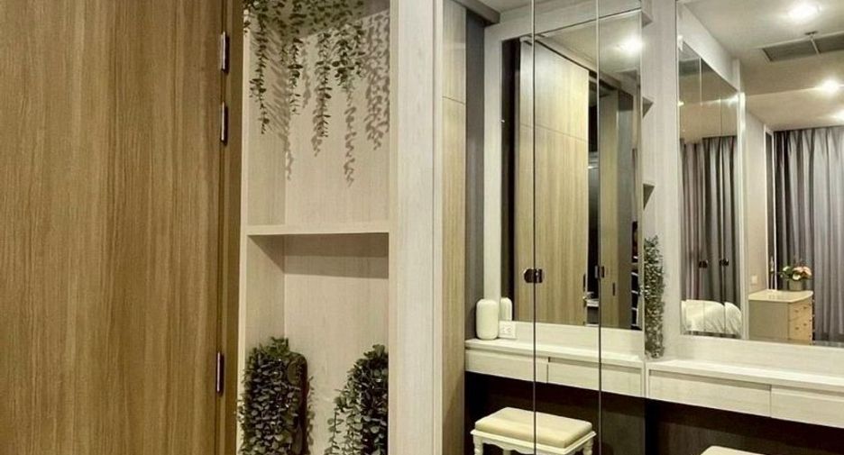 Condo en alquiler de 2 habitaciones en Pathum Wan, Bangkok